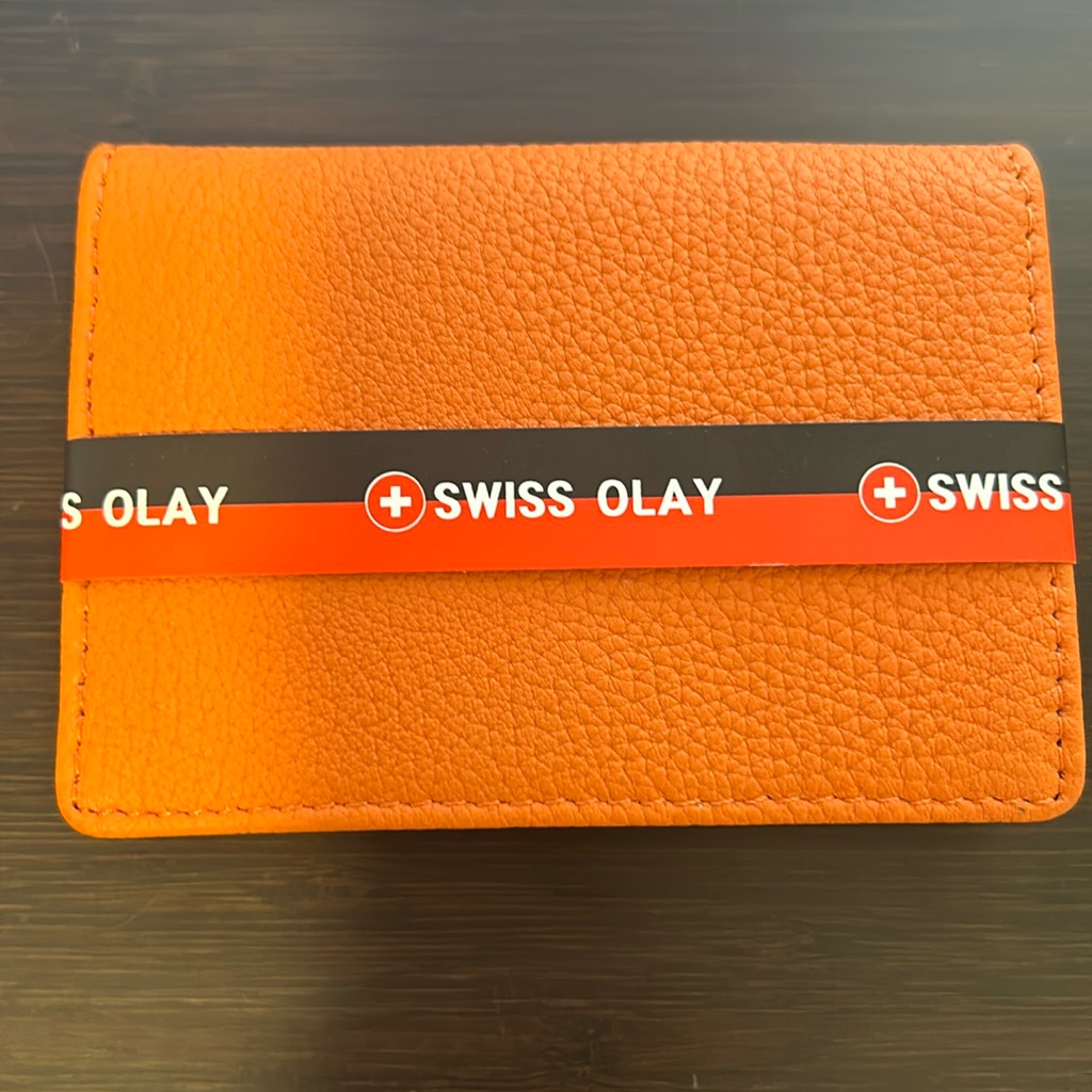 Brand NewSwiss Olay WalletCard Holder